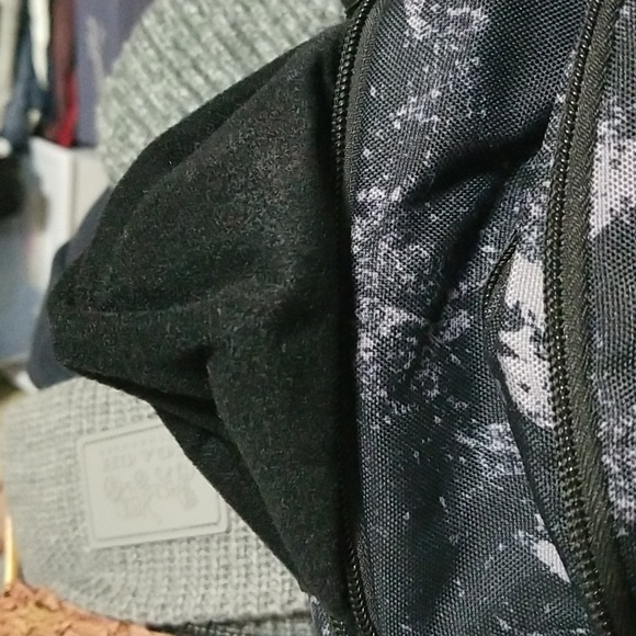 NEW! Reebok backpack NWT - Picture 6 of 11